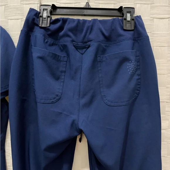 Navy Blue Jogger Pants Scrub Set - Picture 5 of 6